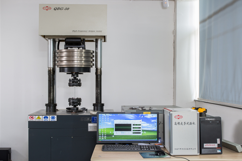 VISOKO FREKVENČNI-PRESKUSNI-STROJ ZA UTRUJENOST